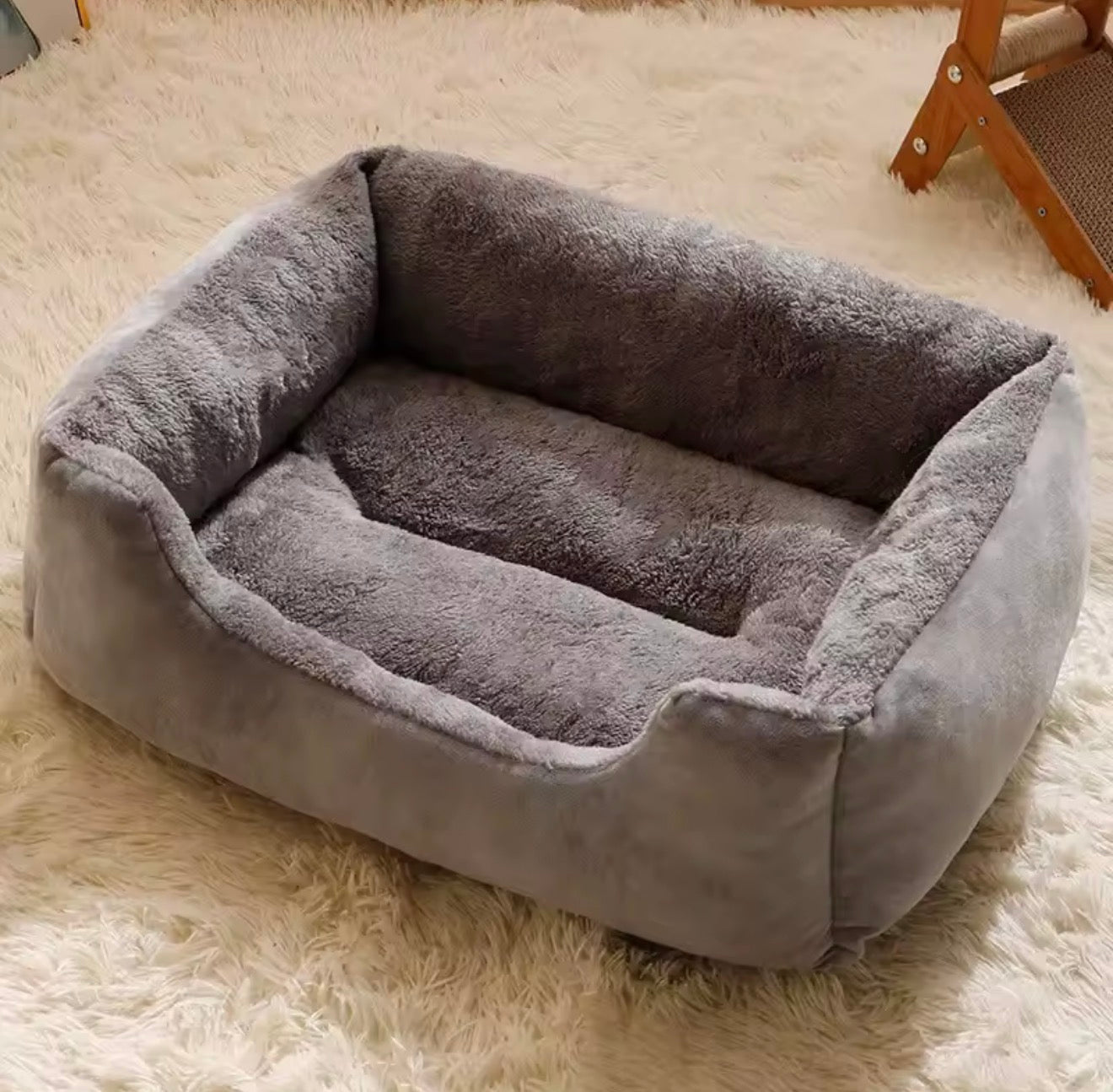 Soft & Cozy Pet Bed for Cats and Dogs